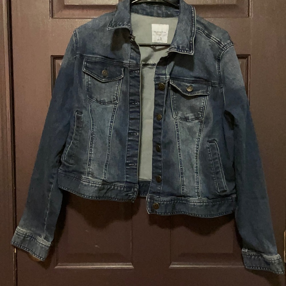 Stretchy size XL Jean jacket